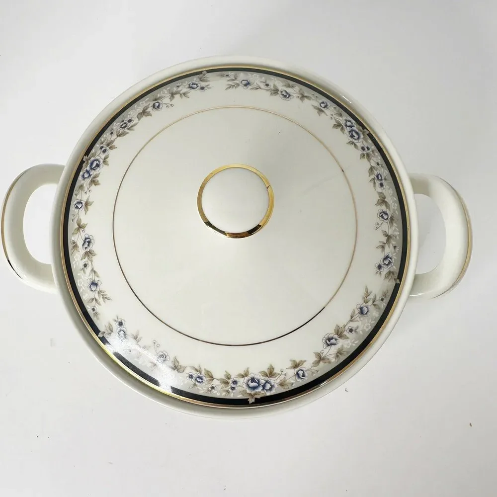 Seizan‎ Fine China Japan Sansui 7953 Covered Casserole Dish Handles